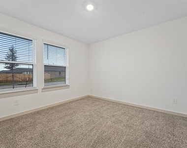 7814 Brumbly Lane - Photo Thumbnail 4