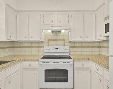 2003 Kingsway Drive - Photo Thumbnail 17