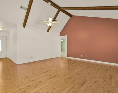 2003 Kingsway Drive - Photo Thumbnail 7