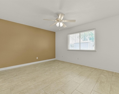 2003 Kingsway Drive - Photo Thumbnail 18