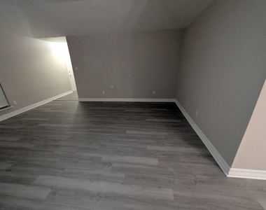 11818 Sawmill Stream Circle - Photo Thumbnail 10