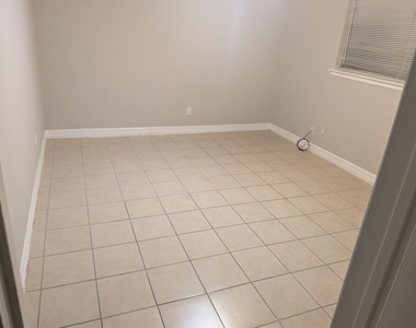 11818 Sawmill Stream Circle - Photo Thumbnail 18