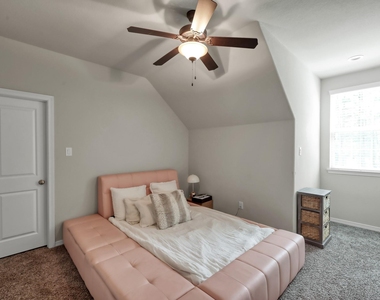 409 Ridgelake Scenic Drive - Photo Thumbnail 26