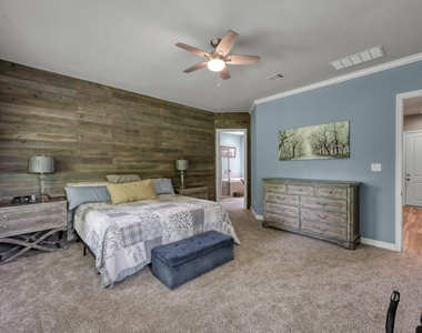 409 Ridgelake Scenic Drive - Photo Thumbnail 18