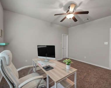 409 Ridgelake Scenic Drive - Photo Thumbnail 32