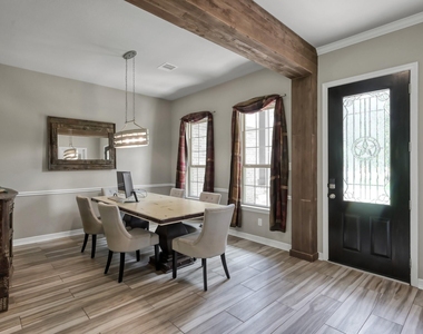 409 Ridgelake Scenic Drive - Photo Thumbnail 7