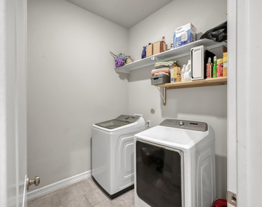 409 Ridgelake Scenic Drive - Photo Thumbnail 22