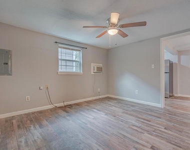 4206 Walker Street - Photo Thumbnail 3