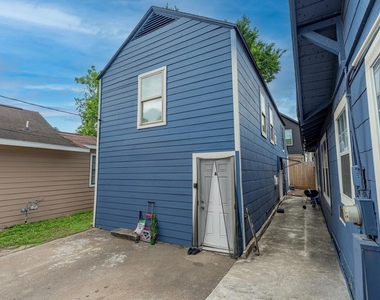 4206 Walker Street - Photo Thumbnail 5