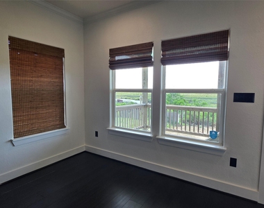 640 18th Street - Photo Thumbnail 21