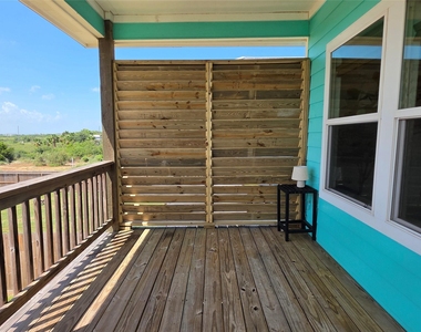 640 18th Street - Photo Thumbnail 14