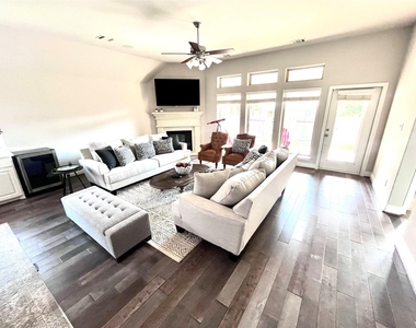 258 Trillium Park Loop - Photo Thumbnail 4