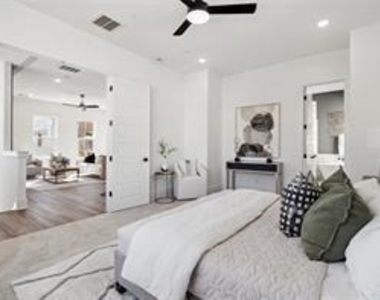 9020 Orange Spring Drive - Photo Thumbnail 20