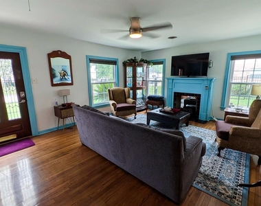 409 Milwaukee Street - Photo Thumbnail 3