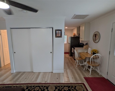 409 Milwaukee Street - Photo Thumbnail 15