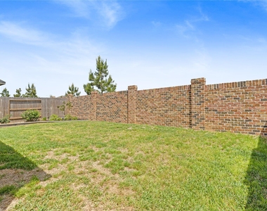 19363 Poppy Village Circle - Photo Thumbnail 42