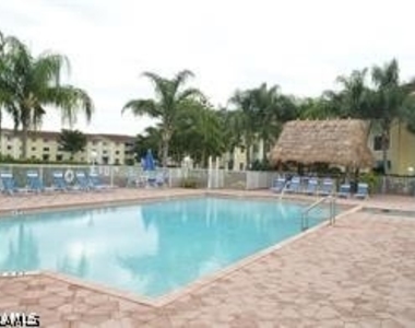 8214 Key Royal Circle - Photo Thumbnail 6