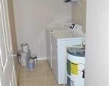 8214 Key Royal Circle - Photo Thumbnail 15
