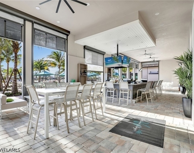 18400 Parksville Drive - Photo Thumbnail 6