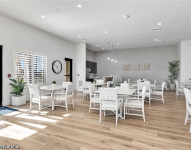 18400 Parksville Drive - Photo Thumbnail 16