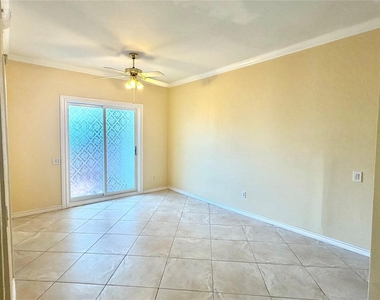 11710 Southlake Drive - Photo Thumbnail 12