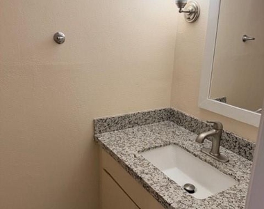 8367 Nairn Street - Photo Thumbnail 10