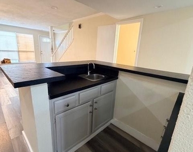 8367 Nairn Street - Photo Thumbnail 5