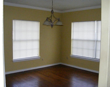3222 Winbern Street - Photo Thumbnail 8