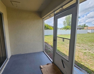 120 Sw Trafalgar Parkway - Photo Thumbnail 12