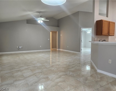 1713 Sw 13th Street - Photo Thumbnail 7