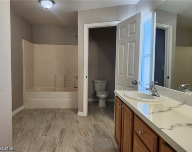 1713 Sw 13th Street - Photo Thumbnail 20