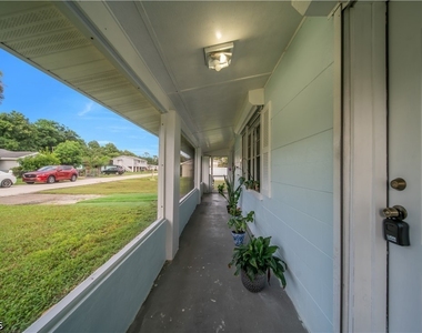 77 Glenmont Drive W - Photo Thumbnail 17