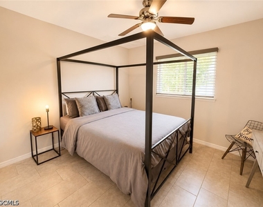 1008 Sw 33rd Terrace - Photo Thumbnail 11