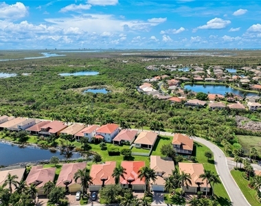 8649 Banyan Bay Boulevard - Photo Thumbnail 44