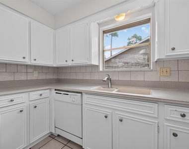 25515 Stone Mill Lane - Photo Thumbnail 16