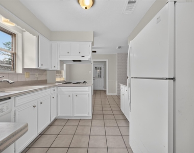 25515 Stone Mill Lane - Photo Thumbnail 14