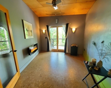 1046 Goose Pond - Photo Thumbnail 26