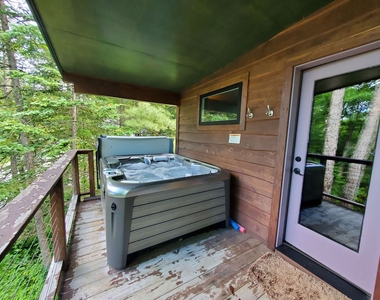 1046 Goose Pond - Photo Thumbnail 32