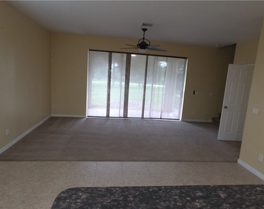 391 Shadow Lakes Drive - Photo Thumbnail 2