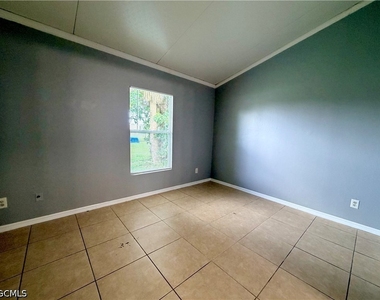 616 Santa Barbara Boulevard - Photo Thumbnail 5
