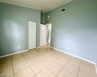 616 Santa Barbara Boulevard - Photo Thumbnail 7