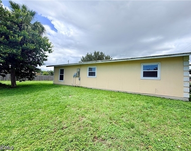 616 Santa Barbara Boulevard - Photo Thumbnail 16