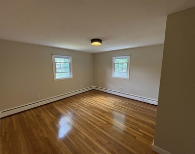29 Dunbarton - Photo Thumbnail 19