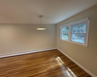 29 Dunbarton - Photo Thumbnail 23