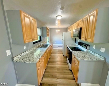 2026 Schooner Drive - Photo Thumbnail 7