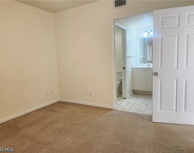 1490 San Cristobal Avenue - Photo Thumbnail 7