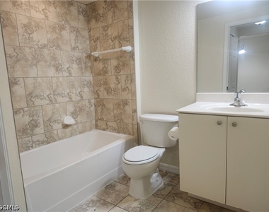 1490 San Cristobal Avenue - Photo Thumbnail 14