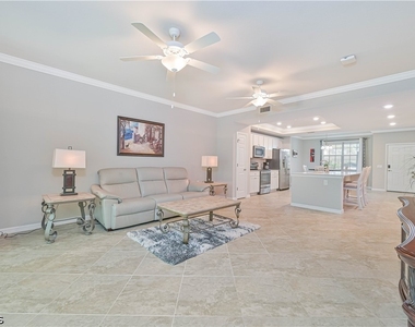 10711 Palazzo Way - Photo Thumbnail 4