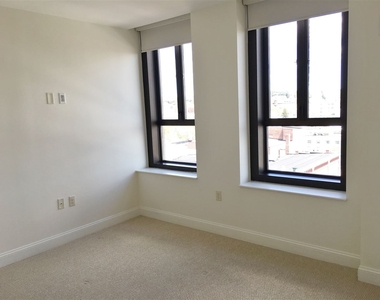 875 Elm - Photo Thumbnail 26