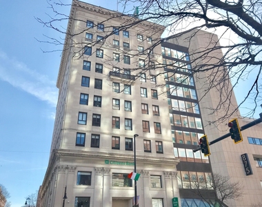 875 Elm - Photo Thumbnail 4